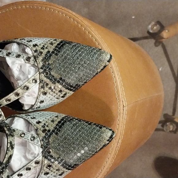 Zara Basic Collection Shoes - Picture 4 of 11